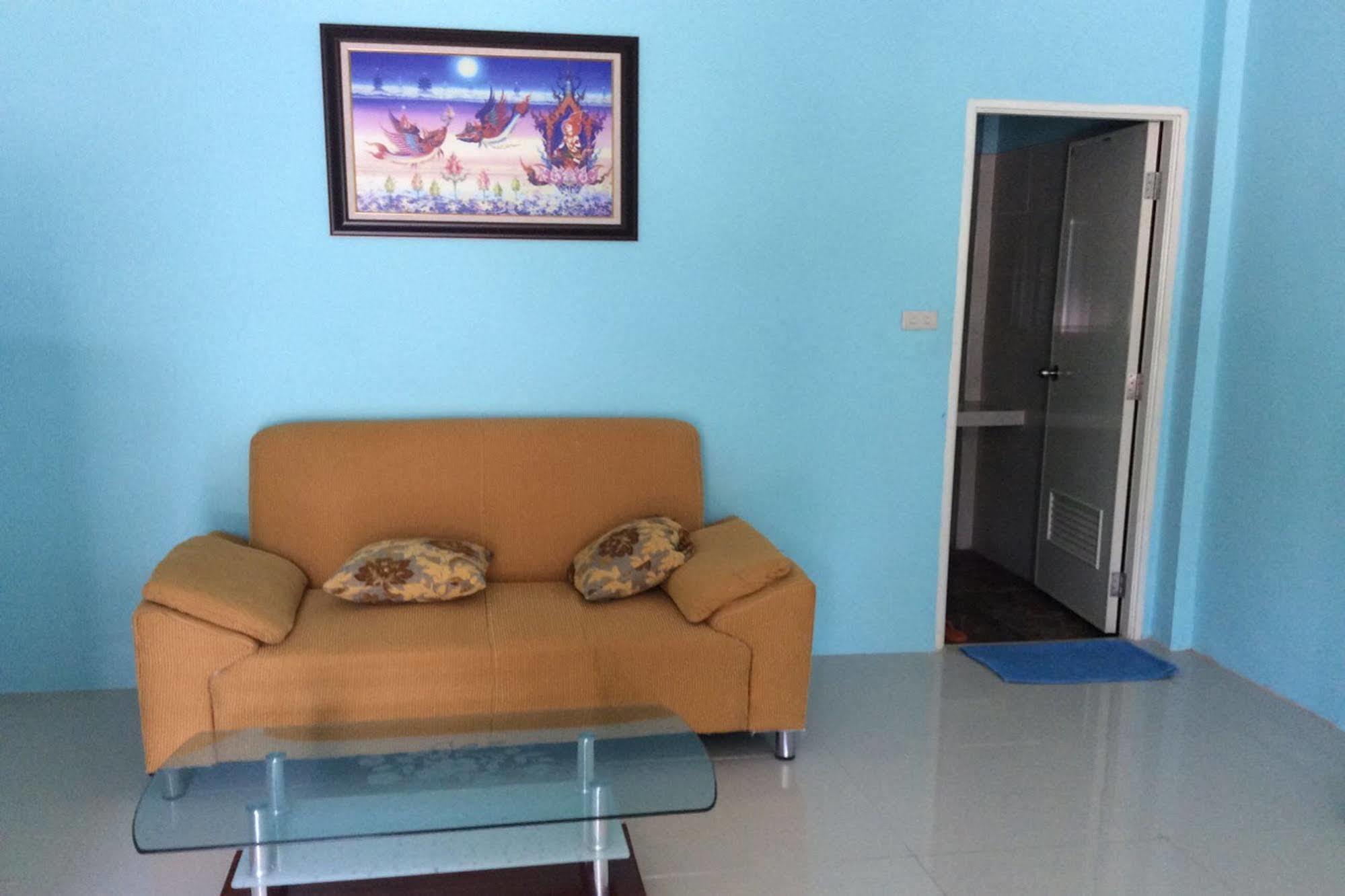 Baan Sri Family Hotel Kabin Buri Exterior photo